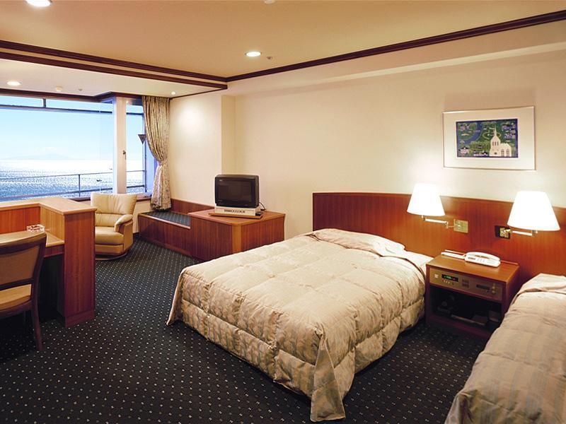Hotel New Sagamiya Atami  Exteriör bild
